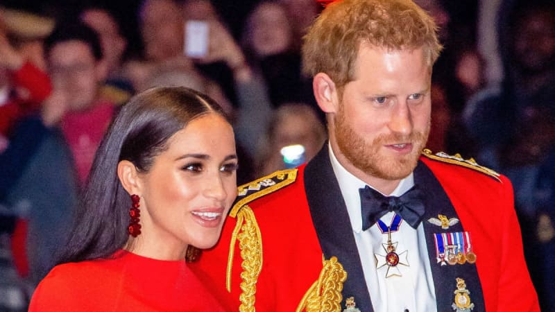 Harry and Meghan were ‘intent on signing commercial deals’ amid split from royal family Yahoo entertainment home