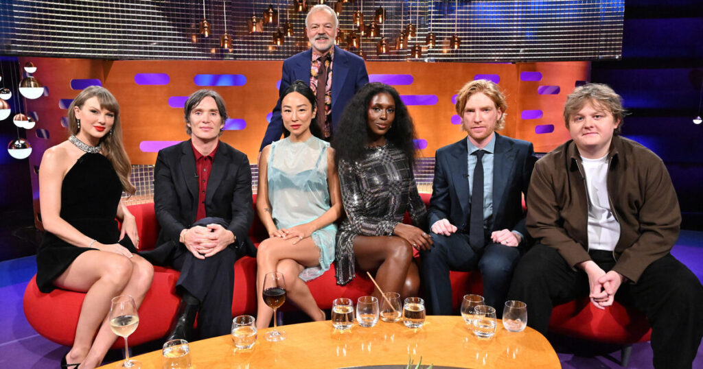 Our ‘relationships’ with celebrities are weird — we don’t know them Our 'relationships' with celebrities are weird — we don't know them