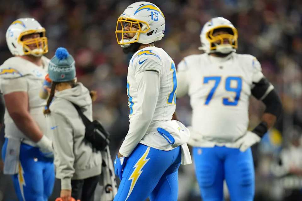 <p>Los Angeles Chargers wide receiver Keenan Allen and teammates react in the last seconds of the game against the New England Patriots. Mandatory Credit: David Butler II-Imagn Images</p>
