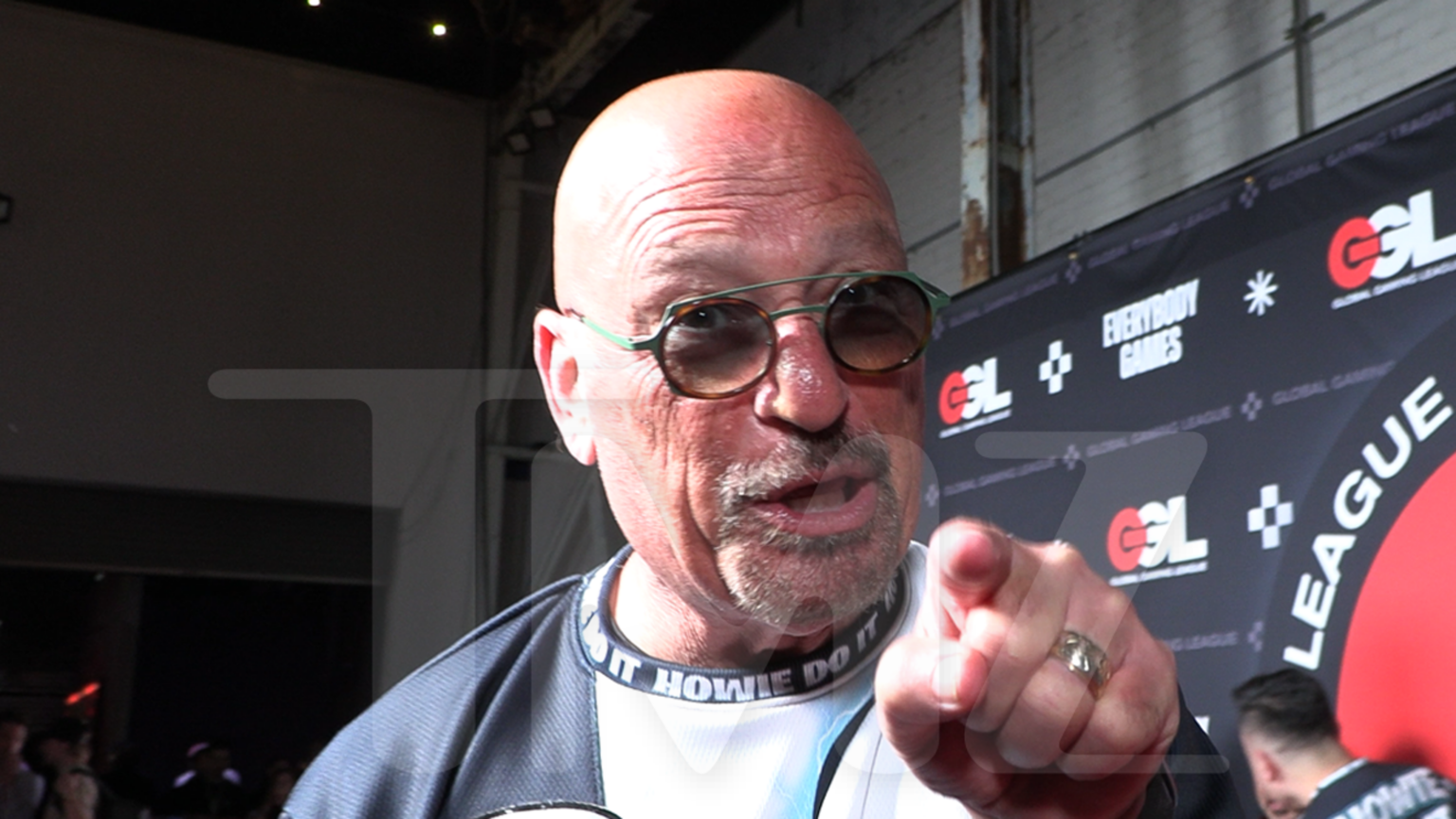 Howie Mandel Wants Judge Judy to Be the Next Celebrity Gamer Howie Mandel Wants Judge Judy to Be the Next Celebrity Gamer