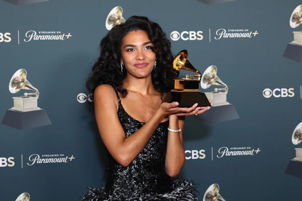 Grammys 2026 live updates: Sabrina Carpenter, Addison Rae, Chappell Roan and more stars dazzle on the red carpet – Yahoo Yahoo entertainment home