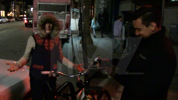 022626 pink and carey hart kal