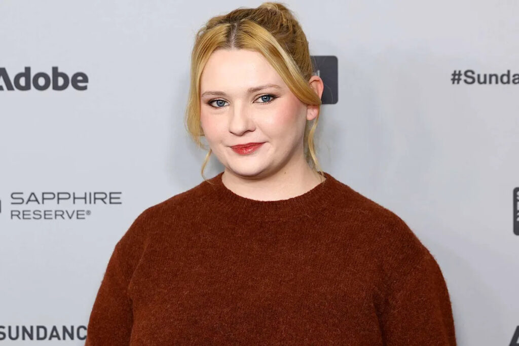 Yes, 'Super Freak' Has Followed Abigail Breslin Since “Little Miss Sunshine” and No, She Didn't Allow It at Her Wedding (Exclusive)