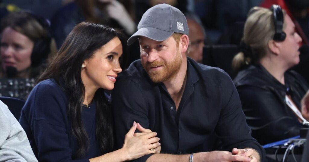 Meghan Markle’s ‘5-word warning’ to Harry over Royal Family crisis | Royal | News Meghan Markle's '5-word warning' to Harry over Royal Family crisis | Royal | News