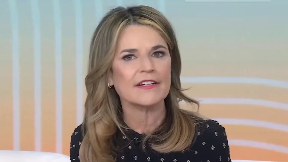  Savannah Guthrie talking about vocal surgery on TODAY. 