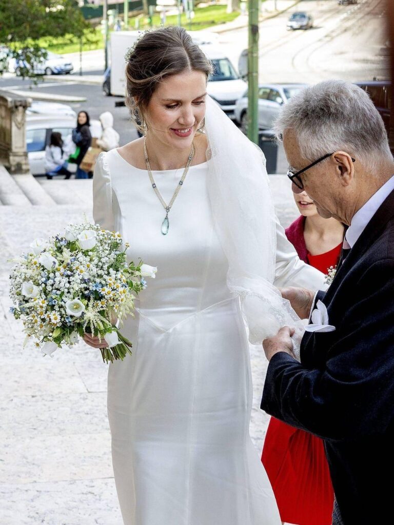 A royal wedding dress! Princess Léopoldine of Liechtenstein married Bruno Walter Pedrosa João in Lisbon yesterday