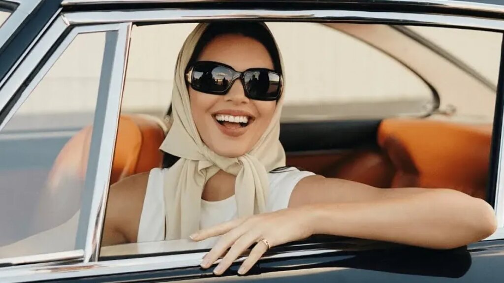 Kendall Jenner Super Bowl commercial 2026 Fanatics on Kardashian Kurse