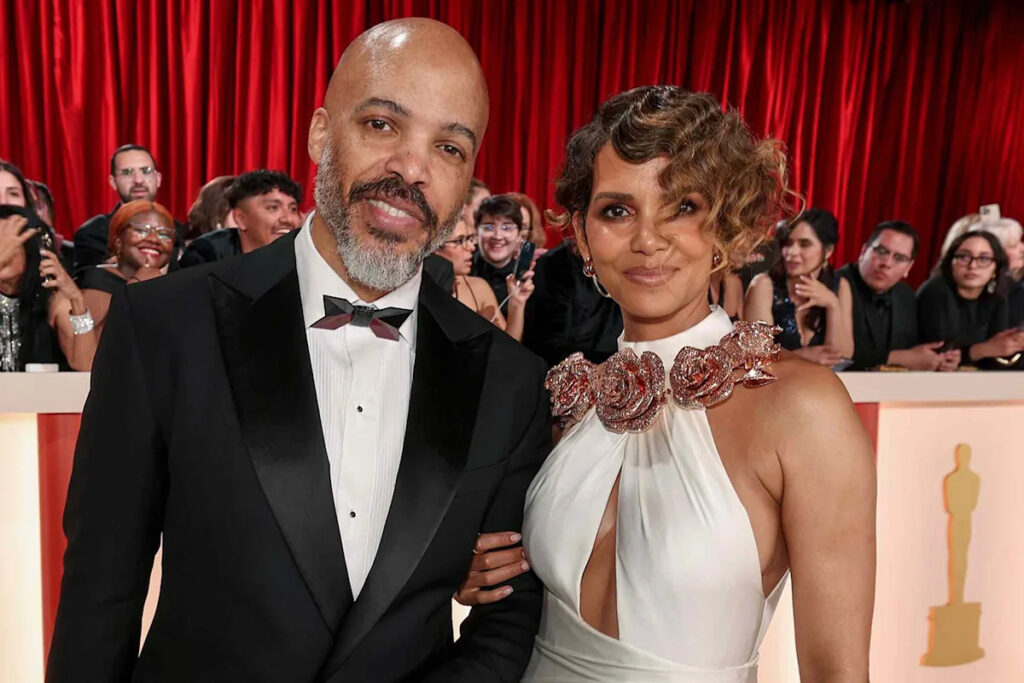 Halle Berry Reveals the Major Thing She No Longer Does In the Bedroom amid Her Engagement with Van Hunt Yahoo entertainment home