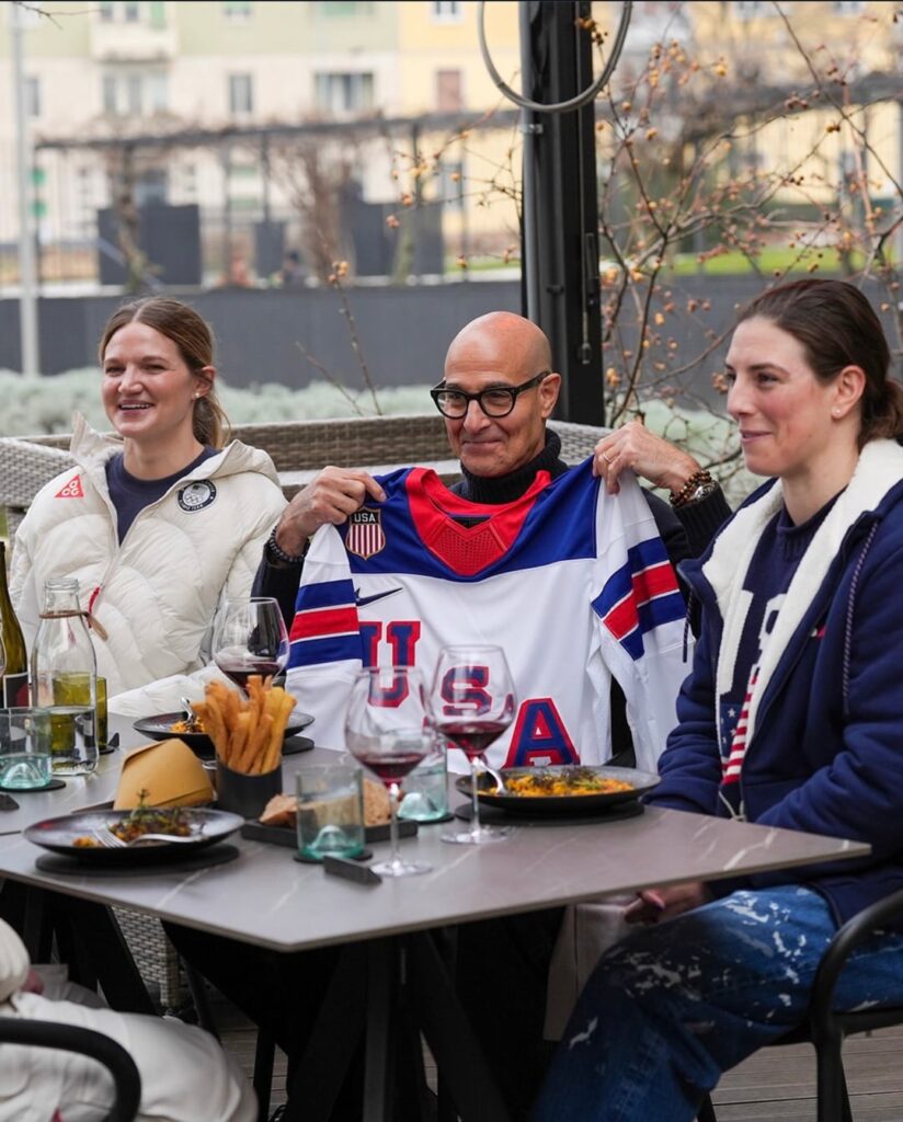 Stanley Tucci treats the US Women’s hockey team to one of his favourite restaurants in Milan: We brought you a jersey because you want to play forward Stanley Tucci treats the US Women’s hockey team to one of his favourite restaurants in Milan: We brought you a jersey because you want to play forward
