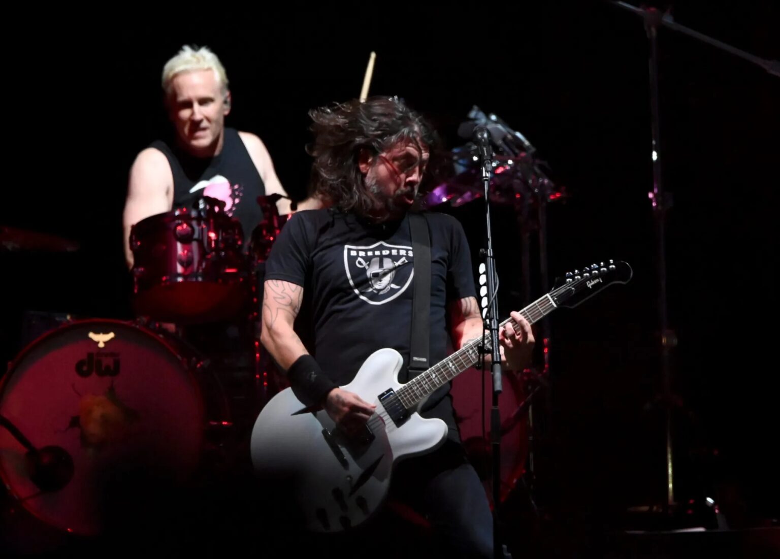 Dave Grohl Talks Firing Josh Freese From Foo Fighters Stereogum home