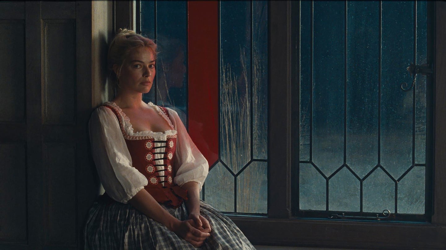 Margot Robbie in Wuthering Heights.