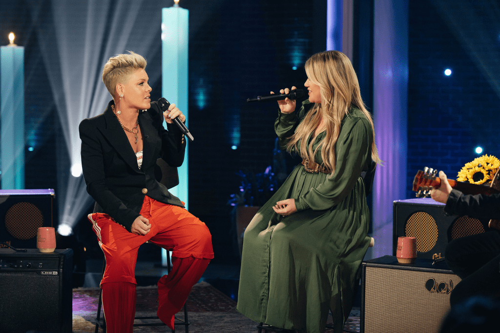 Pink To Guest Host 'The Kelly Clarkson Show'