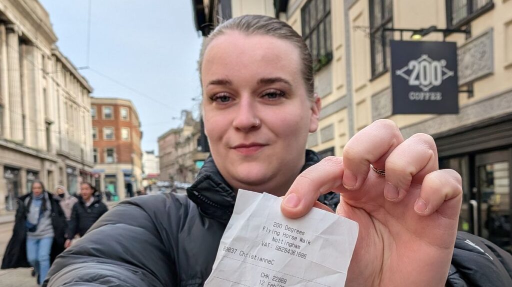 Woman becomes ‘richest person in the world’ with 100,000 times more wealth than Elon Musk icon