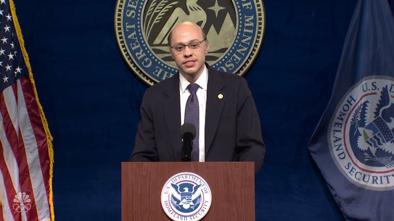 SNL, Pete Davidson as Tom Homan