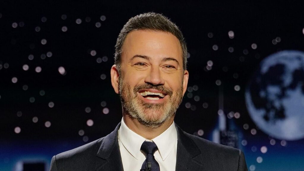 Jimmy Kimmel destroys Trump for attacking his show in a fundraising email Jimmy Kimmel destroys Trump for attacking his show in a fundraising email