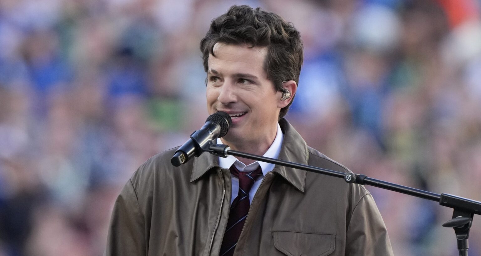 NBC camera operator nails perfect shot of Charlie Puth during national anthem NBC camera operator nails perfect shot of Charlie Puth during national anthem