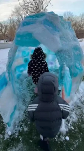 Brittany Mahomes's kids go into their backyard igloo. Brittany Mahomes/instagram