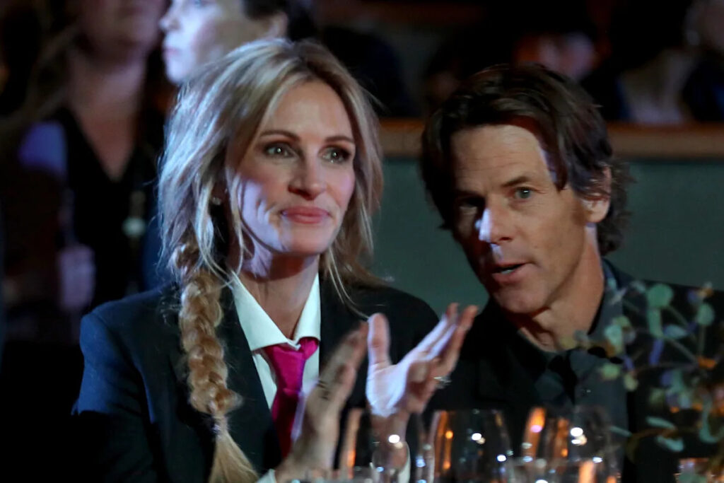 Julia Roberts Shut Down Divorce Rumors With Husband Danny Moder With an Unexpected Update Yahoo entertainment home