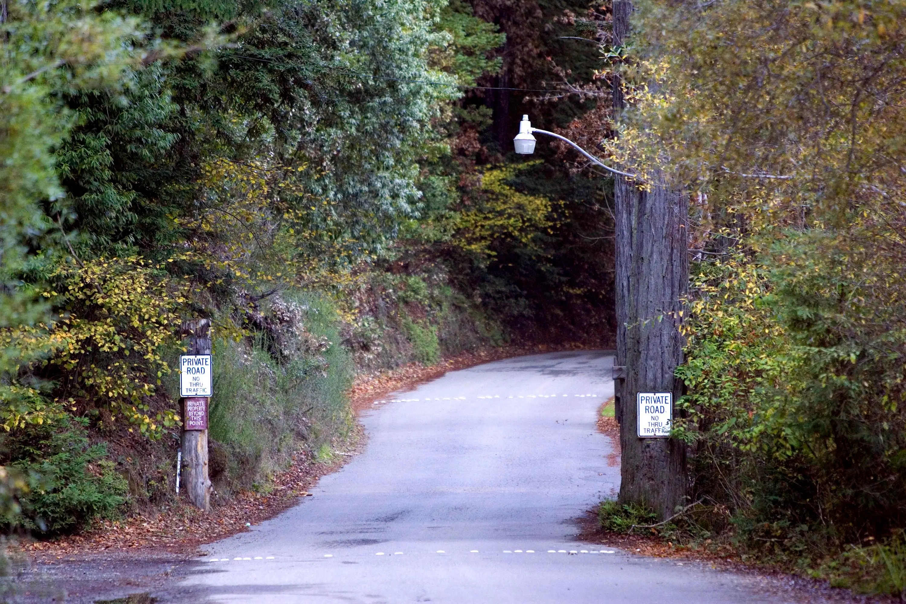 The road that leads to the exclusive club (Kimberly White/Bloomberg via Getty Images)