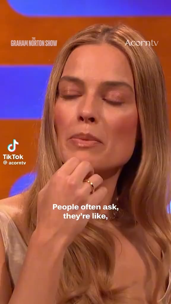 Margot Robbie reveals that she was asked by Chuck Roven, the producer of Oppenheimer, to move the release date of Barbie.