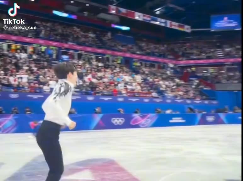 Japan’s Yuma Kagiyama was incredible tonight ❤️ Team Japan has my heart!