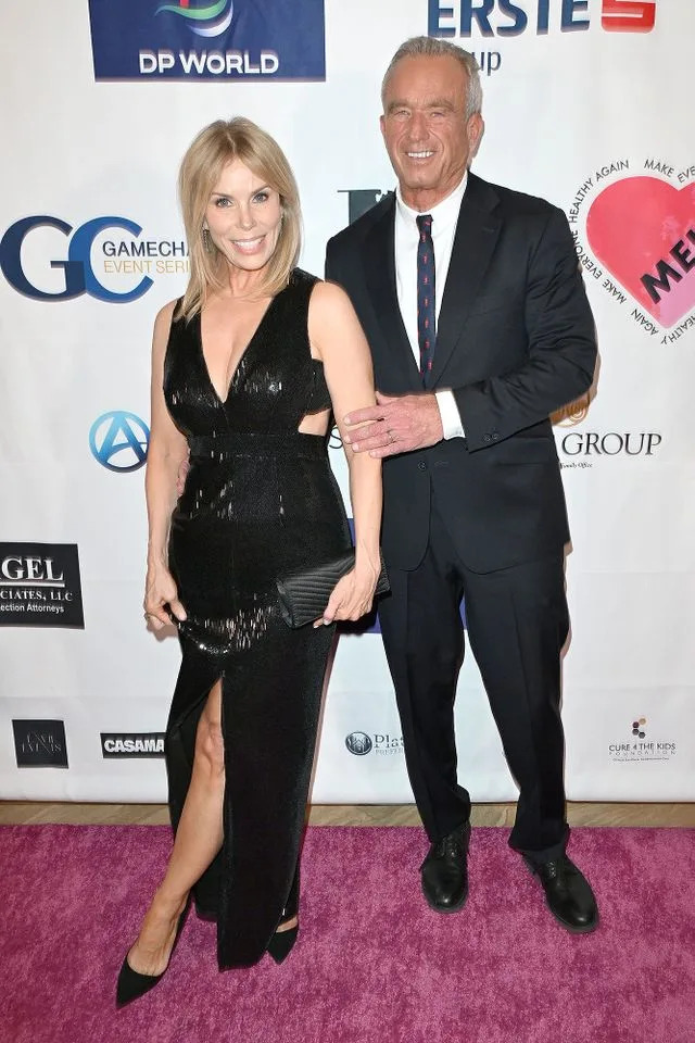 Cheryl Hines (left) and Robert F. Kennedy Jr. (right) at the Starry Starry Night Gala on Jan. 31. David Crotty/Getty