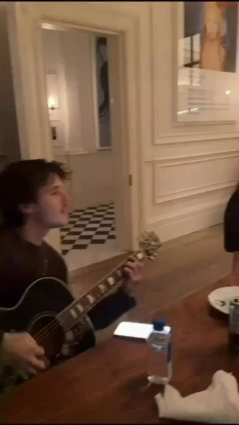 Cruz Beckham sings Viva Forever with Spice Girls (minus Mel B)