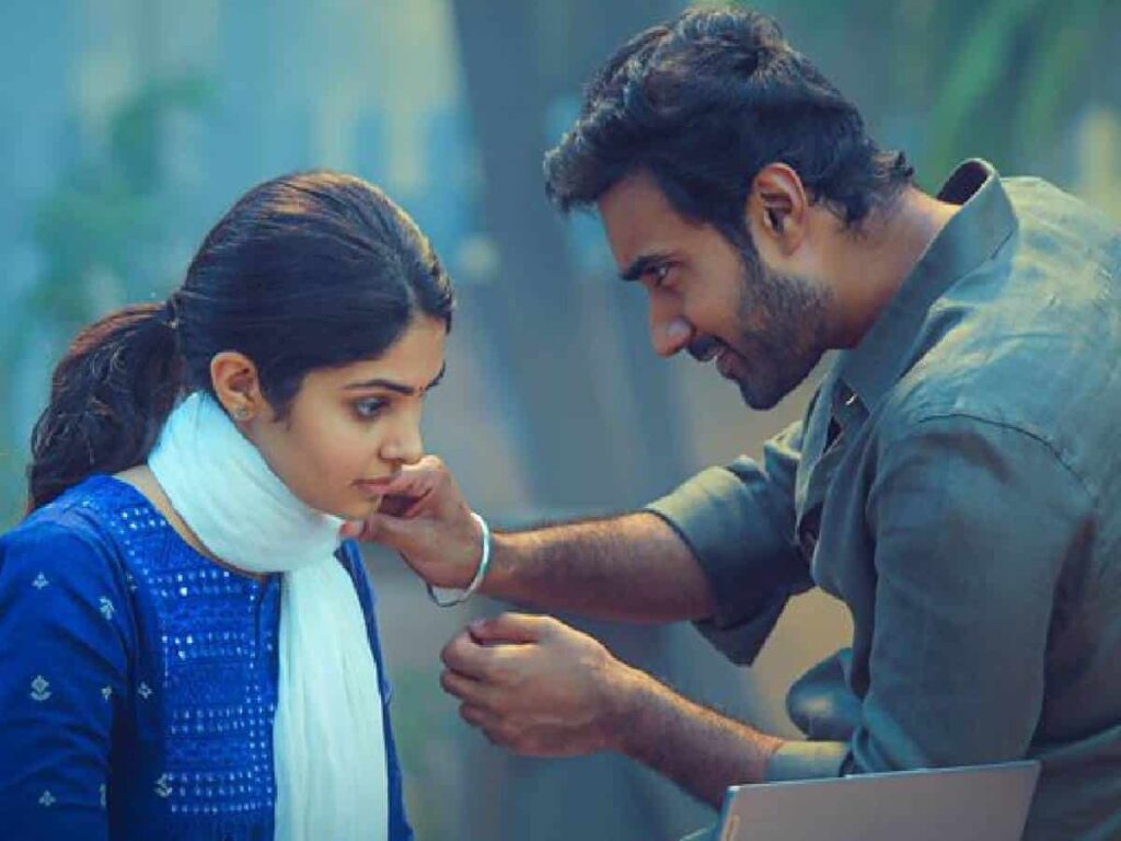 This Couple Gets Warm Welcome At Box Office