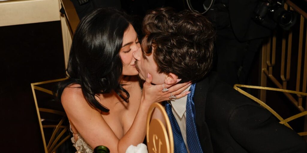 Kylie Jenner and Timothée Chalamet Were Photographed Kissing on a L.A. Pizza Date