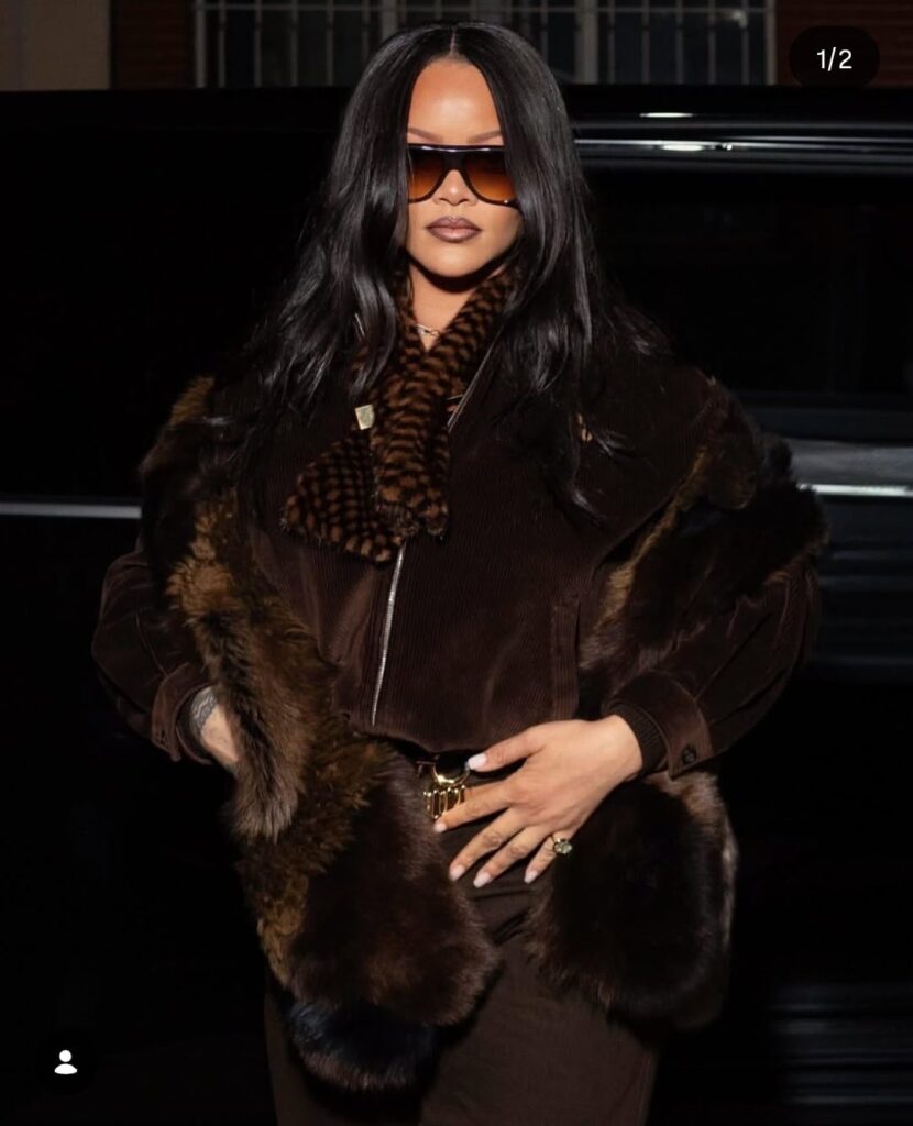 Happy 38th to the ICONIC Rihanna. 🎉