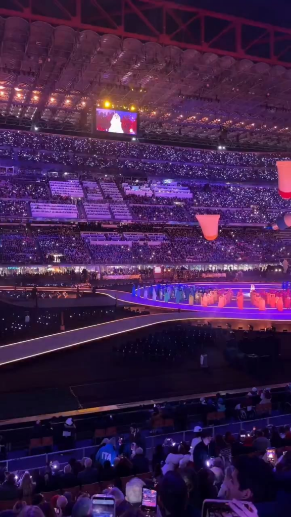 Mariah Carey's prompter for her Italian rendition of "Volare" at the Winter Olympics Opening Ceremony