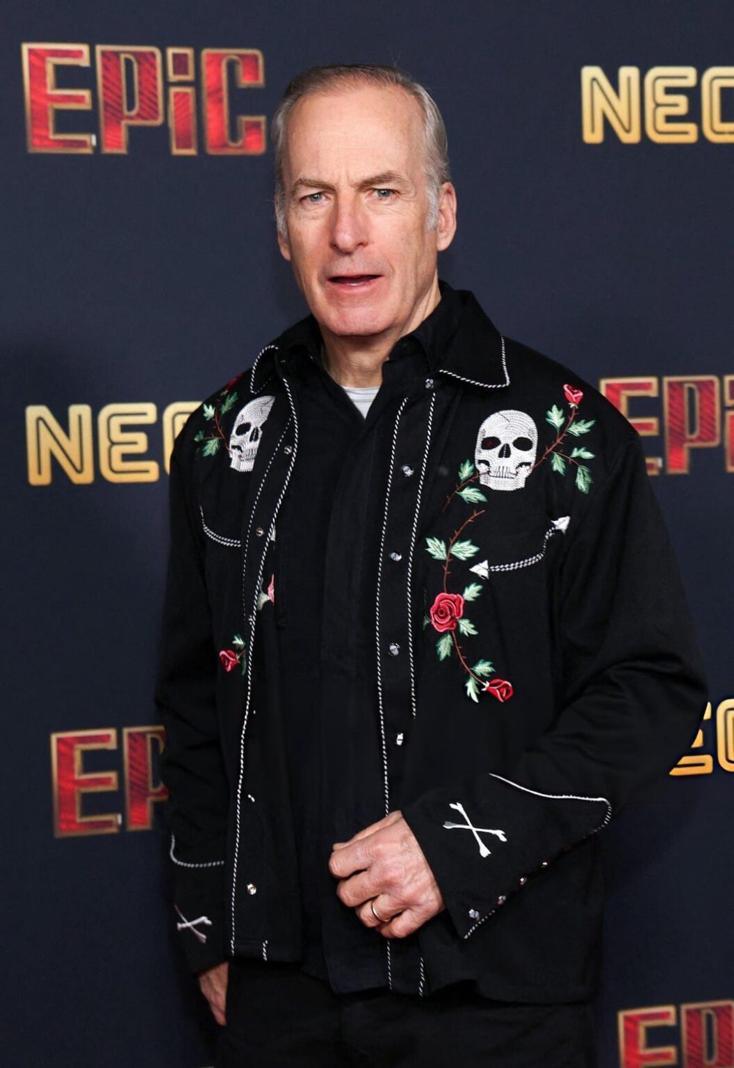 Bob Odenkirk looking like a stunning silver fox at the premiere of Baz Luhrmann’s EPiC: Elvis Presley In Concert 😍