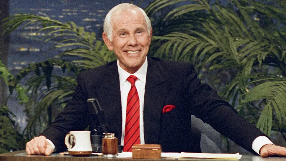 Johnny Carson behind the desk while hosting "The Johnny Carson Show" in 1992.