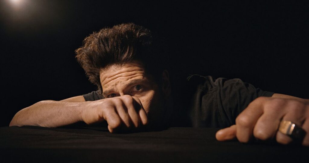 Jon Bernthal Goes Against Type in ‘Dog Day Afternoon’