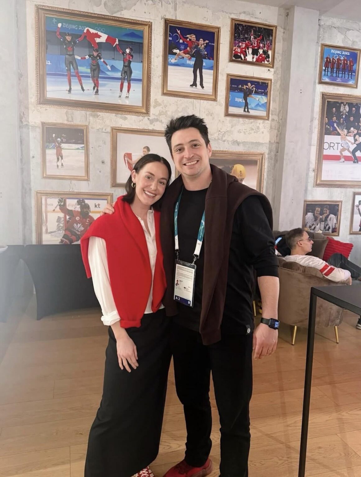 Tessa Virtue and Scott Moir reunite at the Milano-Cortina Olympics.