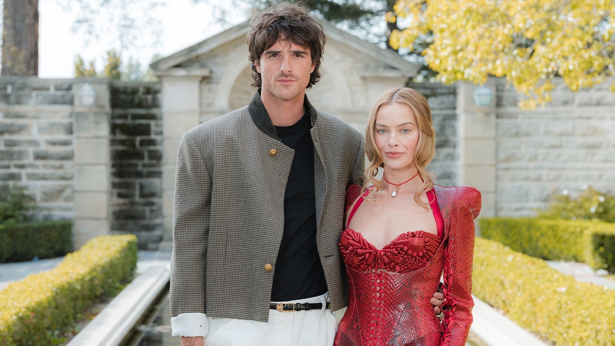 Jacob Elordi, Margot Robbie