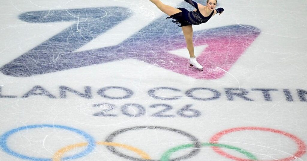 Figure skating: Team USA wins gold in team event