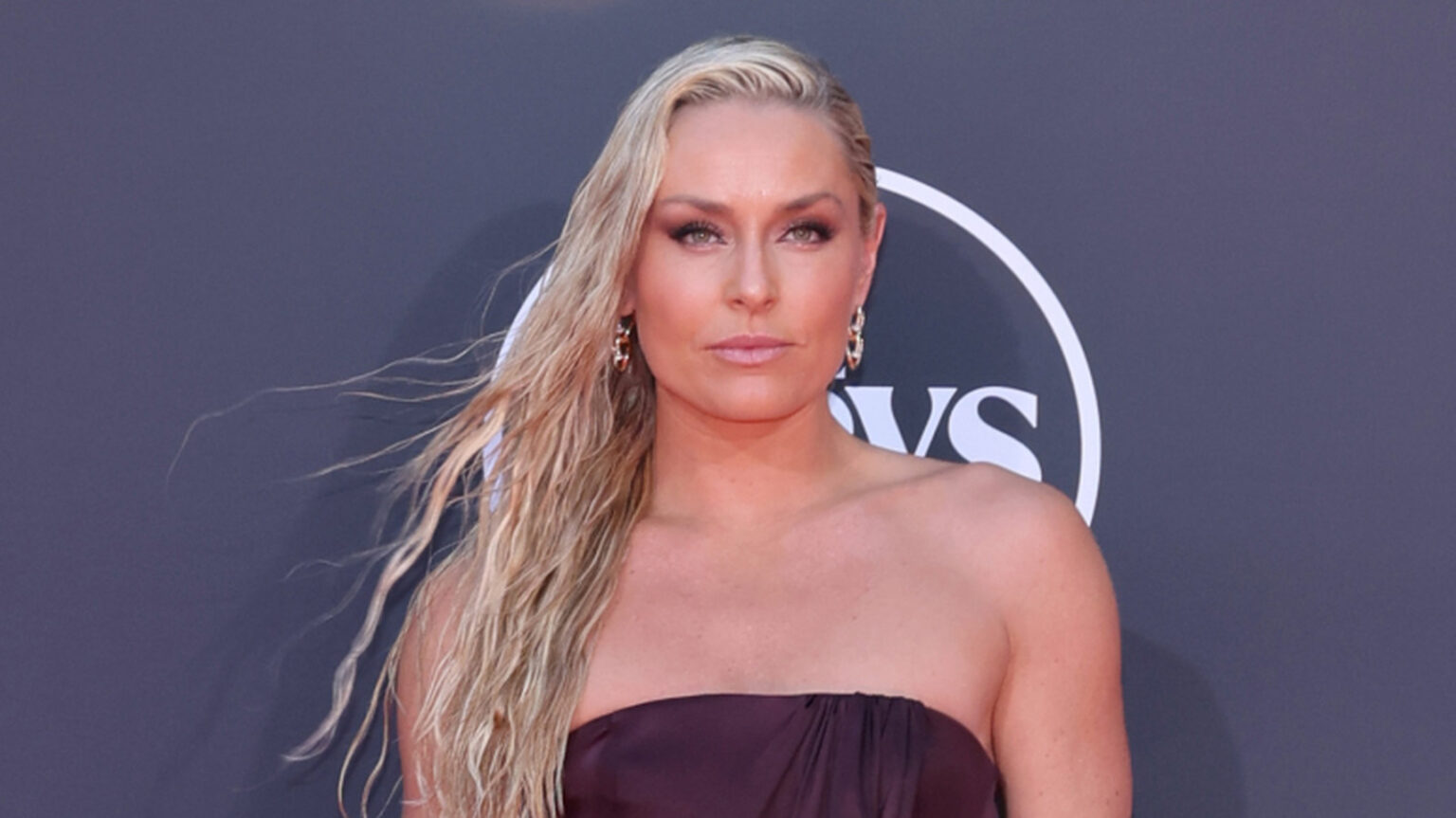 Lindsey Vonn's Inappropriate Outfit At The 2025 ESPY Awards Left Little To The Imagination