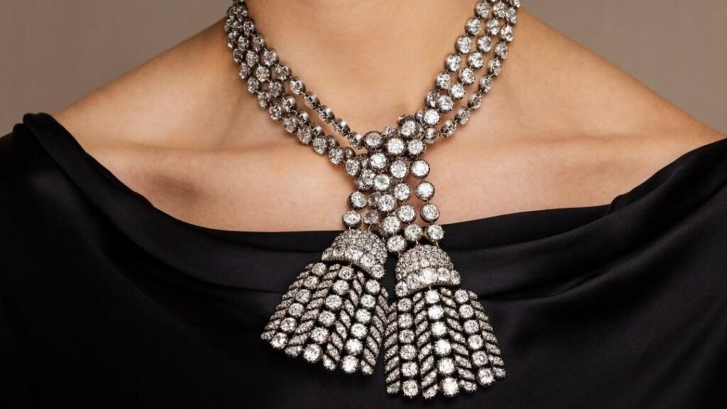 This stunning 300 carat diamond necklace was worn by the Marchioness of Anglesey at the coronations of George VI and Elizabeth II, and sold at auction in 2024 for $4.8 million