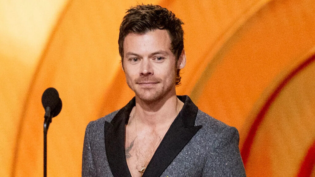 Harry Styles is so back. Yahoo entertainment home