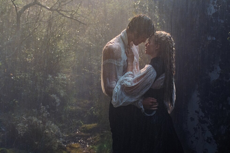 ‘Wuthering Heights’ box office: Women drive Margot Robbie and Jacob Elordi film to No. 1 spot 'Wuthering Heights' box office: Women drive Margot Robbie and Jacob Elordi film to No. 1 spot