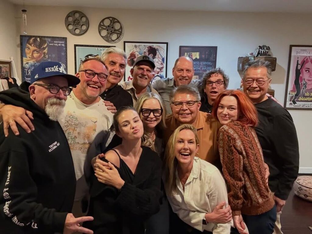 Selena Gomez reunites with her ‘Wizards of Waverly Place’ co-stars, David DeLuise and Jennifer Stone