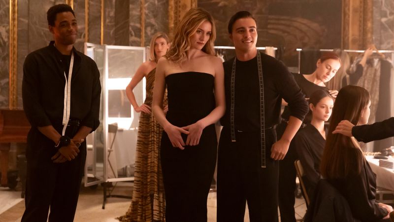 Love Story: John F Kennedy Jr & Carolyn Bessette: The costumes are great, actually! Love Story: John F Kennedy Jr & Carolyn Bessette: The costumes are great, actually!