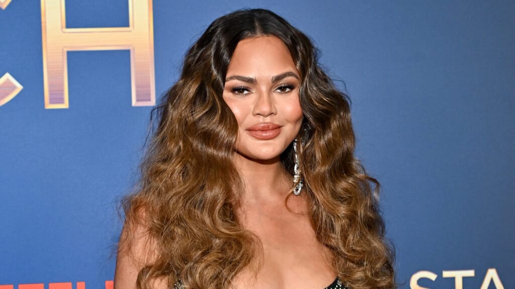 Chrissy Teigen Joins the Ranks of Celebrities Embracing This Hair Trend for Spring