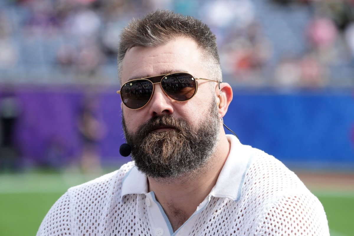 Jason Kelce on the ESPN postseason countdown set during the 2025 Pro Bowl Games at Camping World Stadium.Kirby Lee-Imagn Images