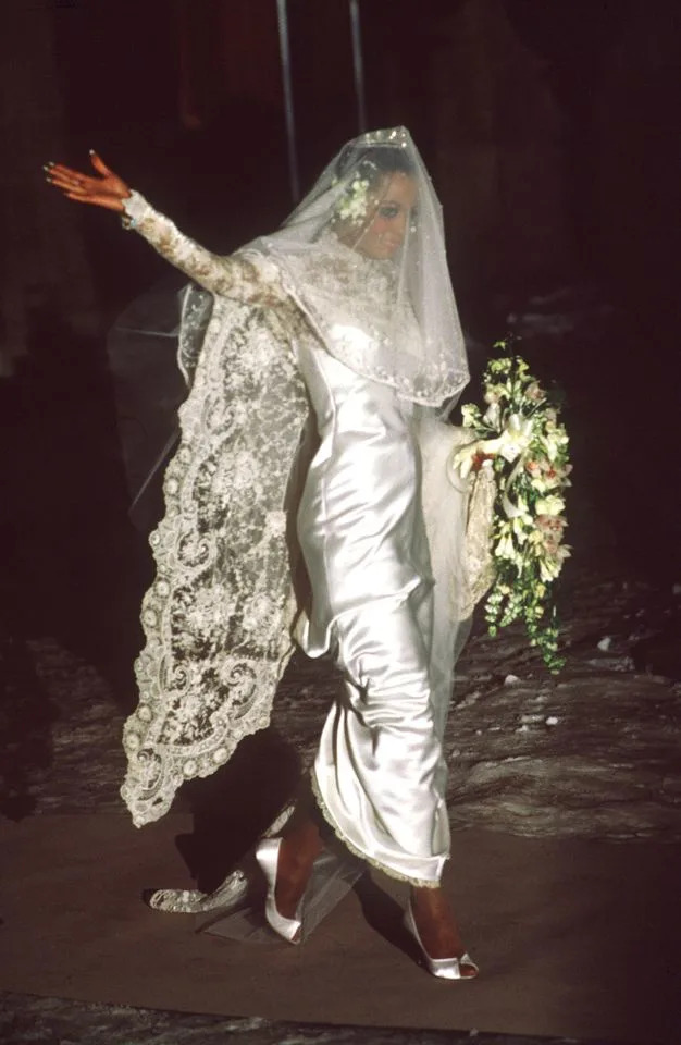 Diana Ross is photographed on her wedding day in Switzerland on Feb. 1, 1986Credit: picture alliance via Getty