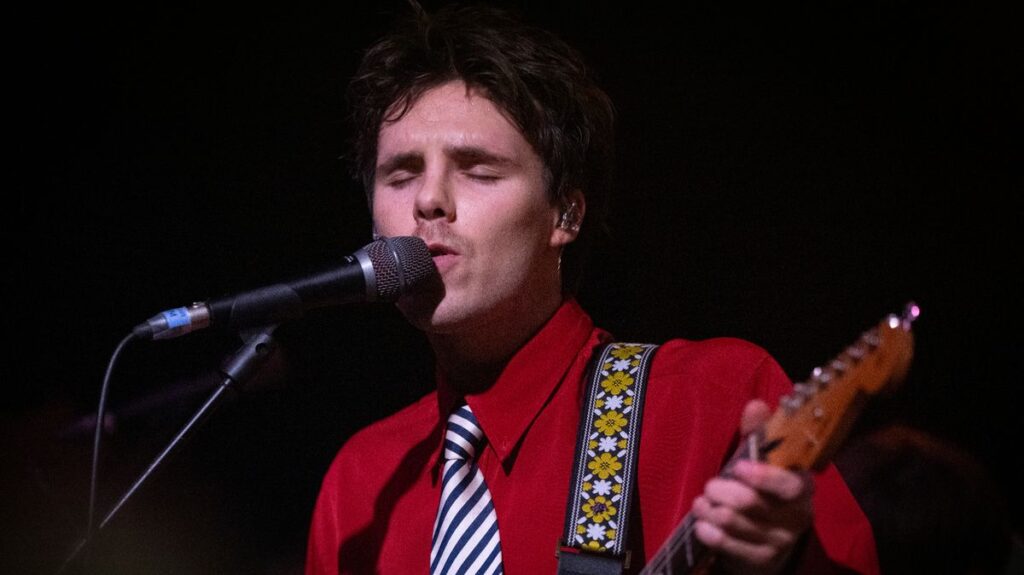 Cruz Beckham ‘overcome with emotion’ performing tribute song to brother Brooklyn Daily Mirror