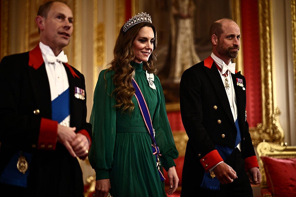 windsor, england march 18: edward, duke of edinburgh with catherine, princess of wales and prince william, prince of wales arrive to attend a state banquet in st georges hall on day one of their state visit to the uk at windsor castle on march 18, 2026 in berkshire, england. (photo by henry nicholls wpa pool/getty images)