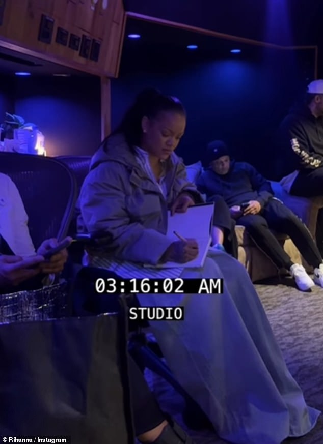 Rihanna has finally confirmed on Instagram over the weekend that she is back in the studio recording new music for the first time in 10 years