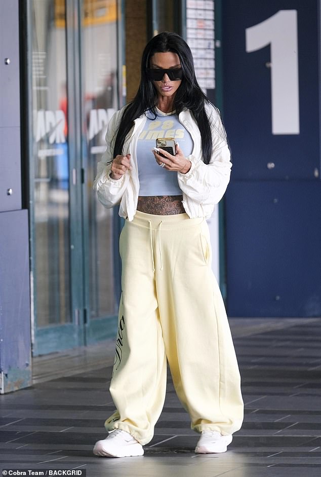 Katie meanwhile is mending bridges with her family after they were left blindsided by her whirlwind marriage